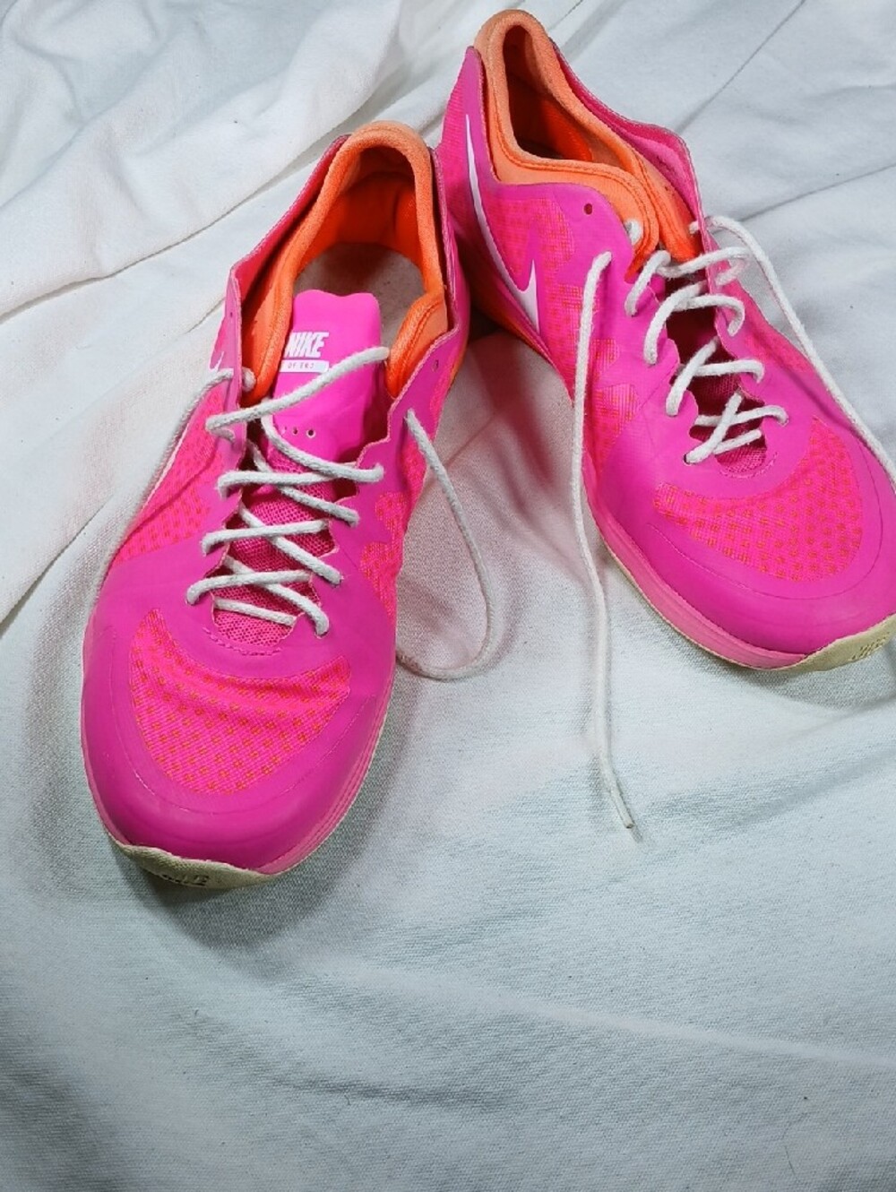 Nike Women's Hot Pink Running Shoes with Orange Interior - Picture 8 of 9